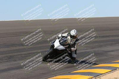 media/Apr-09-2023-SoCal Trackdays (Sun) [[333f347954]]/Bowl Set 1 (1025am)/